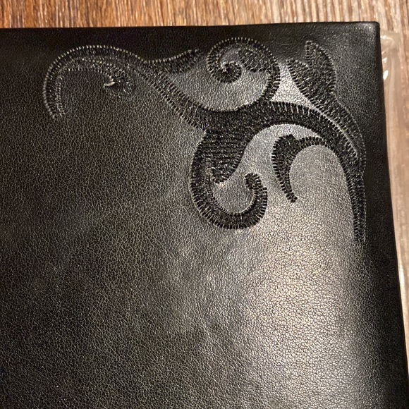 Croft & Barrow Black Embroidered Photo Album-500 Photos-4x6 - Picture 9 of 12